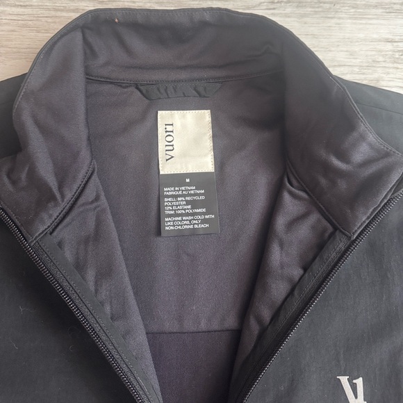 Vuori Sunday Element Track Jacket - Picture 10 of 10